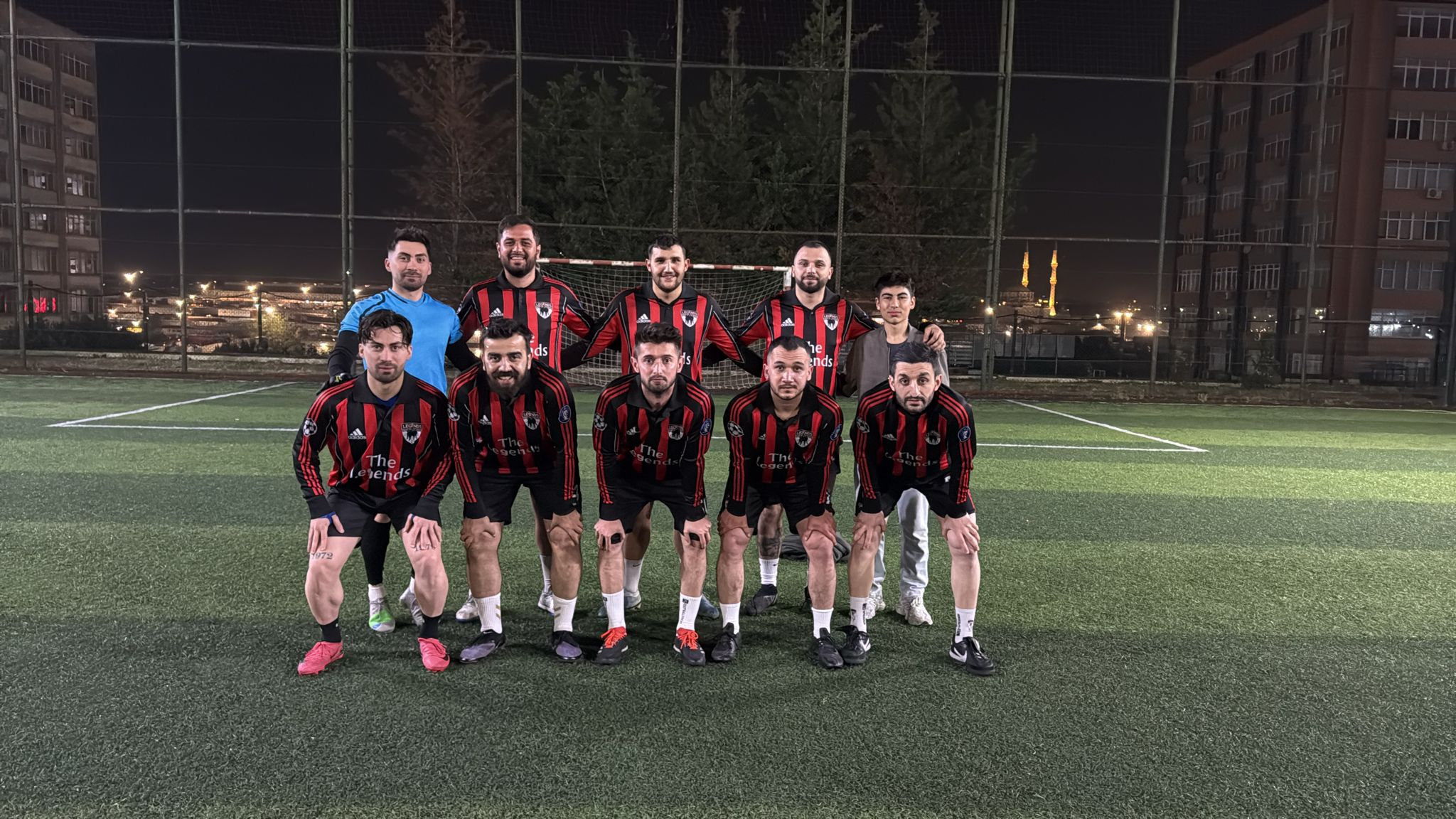 THE LEGENDS - EDELER UNITED
